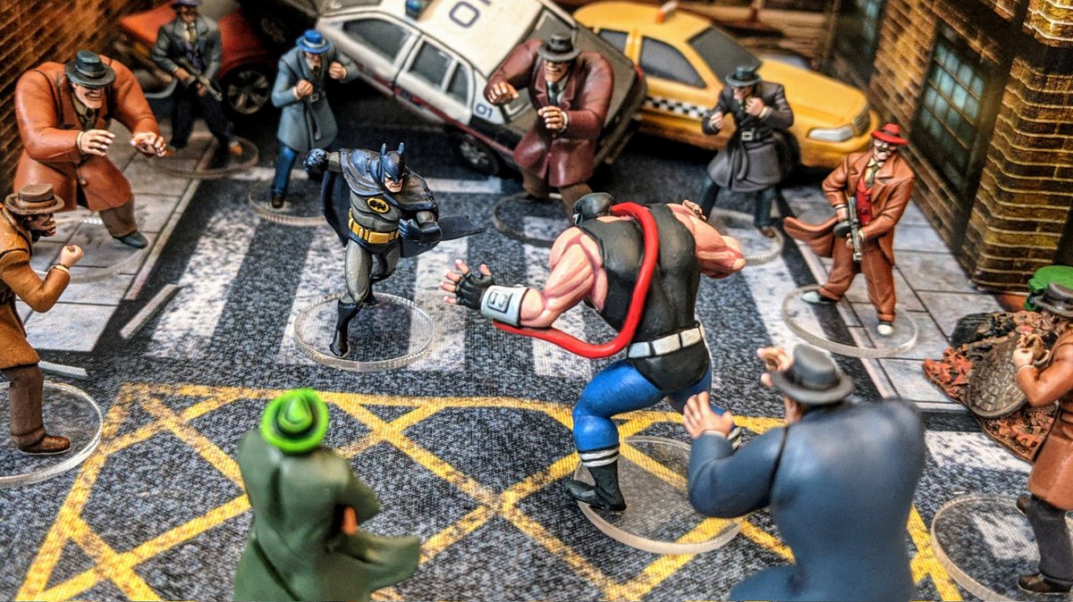 BloodKeep's tweet photo. For Bane I veered away from the card art and went with a much more luchador appearance instead, which I liked better than the S&M-esque version from The New Animated Adventures.
#shadowofthebat #batman #augs #idwpublishing #boardgames #idwgames #paintingminiatures #miniatures https://t.co/LDJ1WVCr5k