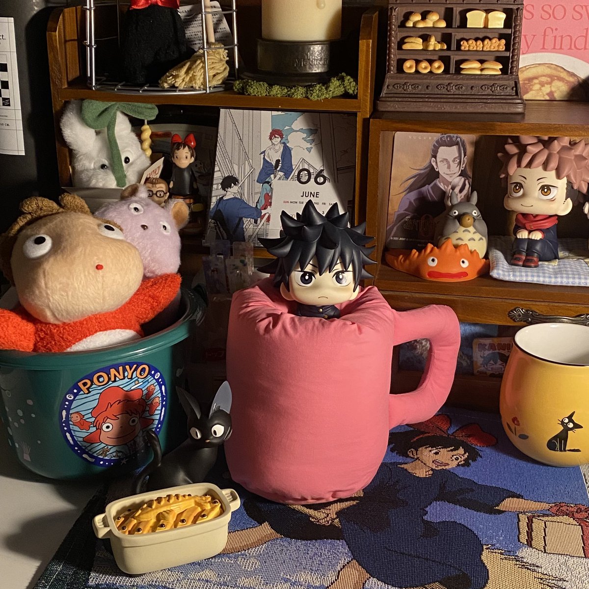 manatxs's tweet photo. 🐈‍⬛+🥖=🎀 https://t.co/VptnKWaSUr