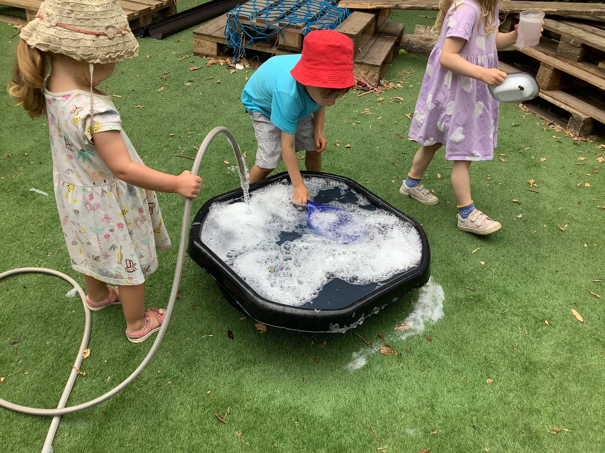 snapatworth's tweet photo. Cooling down in the beautiful sunshine by using different resources to make bubbles. #bubbles #LittleEinstein #sunshine https://t.co/xSm81mu3tB