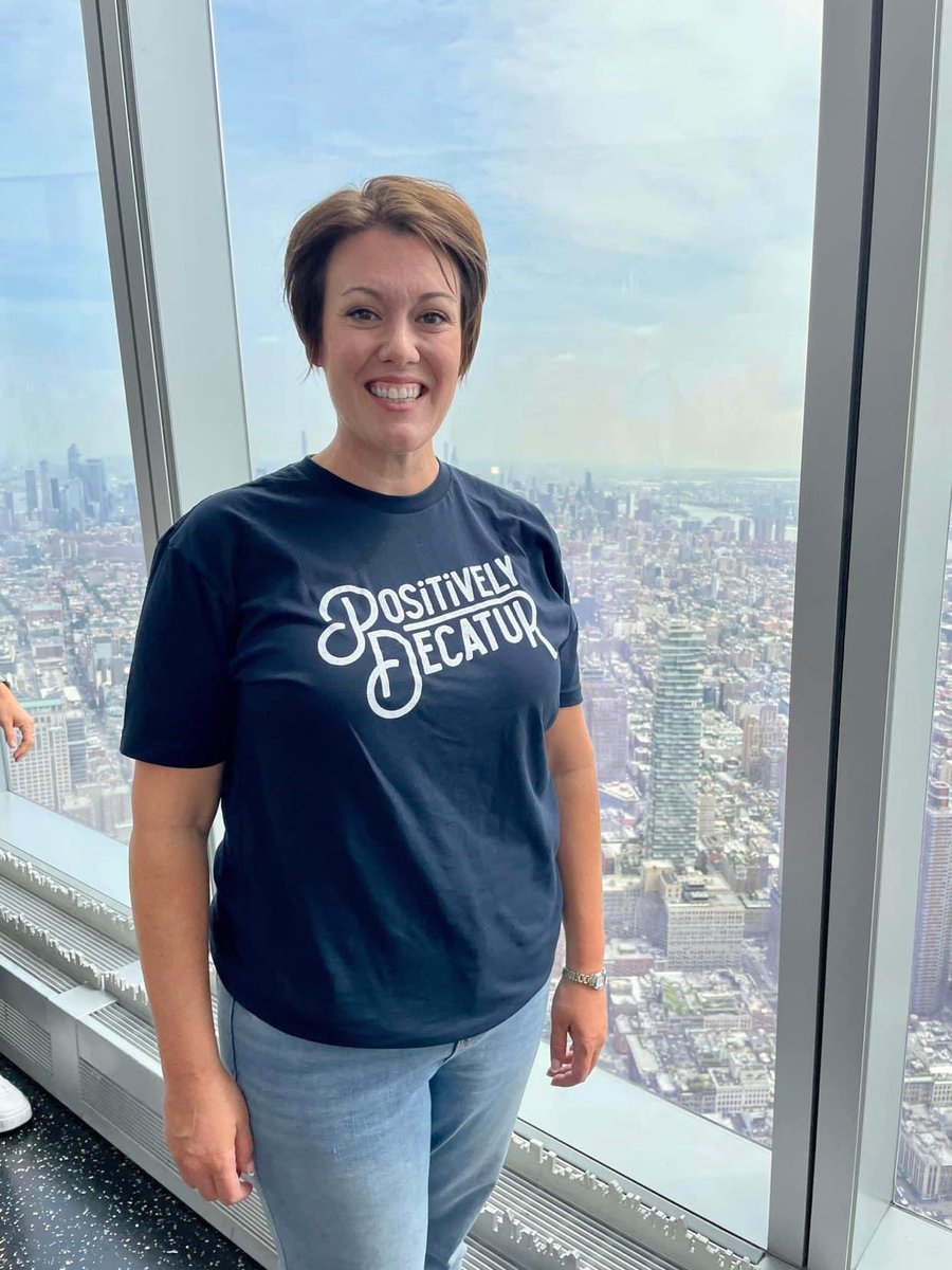positivelydec's tweet photo. Oh, the places you’ll go! Kate A. wore her Positively Decatur shirt in New York City, where she recently performed at Carnegie Hall! We are so positively proud of you, Kate! ✨

Where have you taken your Positively Decatur accessories? Let us know below! ⬇️

 #PositivelyDecatur https://t.co/Op1ZocEz8l