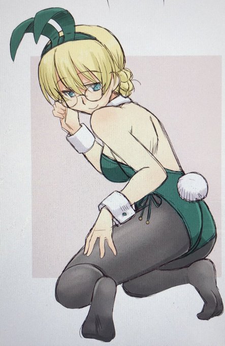 ブリティッシュグリーンはどうだろうと思ってみたものの、結局この後赤に変更。 