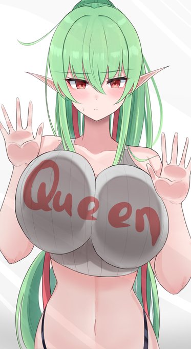 #うちの子
ガラス越しのクインさん 