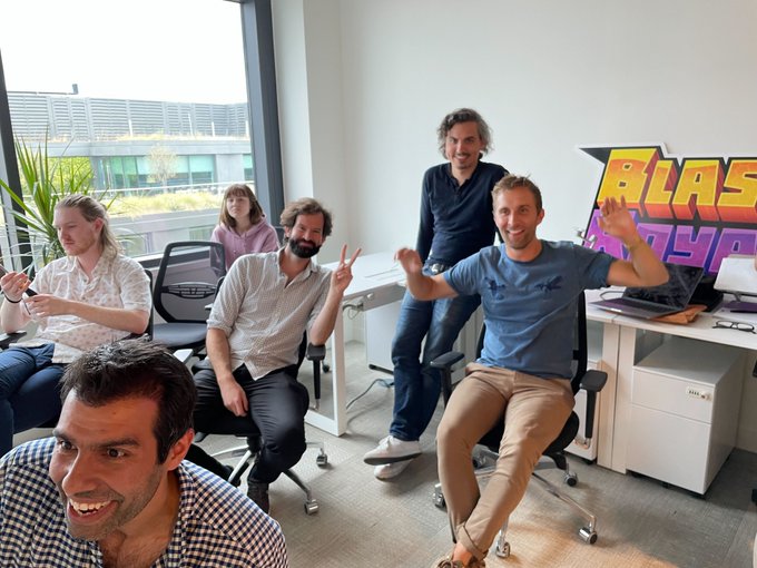 blastroyaIe's tweet photo. Last week, our dear friend  henricgames popped by our London HQ office and we had a great time! ✨

Your continued support is greatly appreciated and we look forward to seeing you on your next visit 🦾💥 https://t.co/MTaOsRrccV