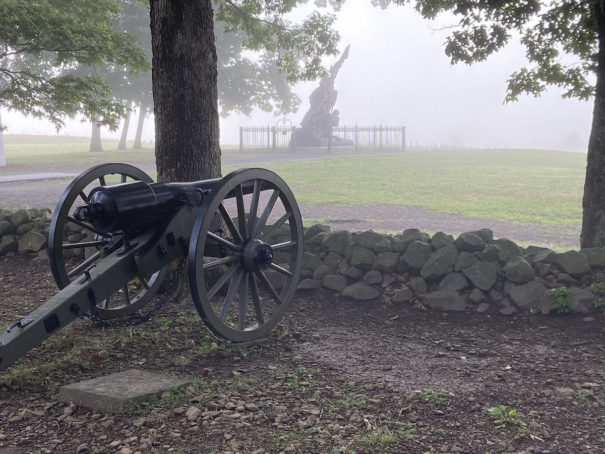 MegOBrien1's tweet photo. @MrShaneGower @GettysburgNEH Walking the battlefield early morning also is one of my favorite times. It’s so calm and peaceful. https://t.co/7uTZfJYOiO