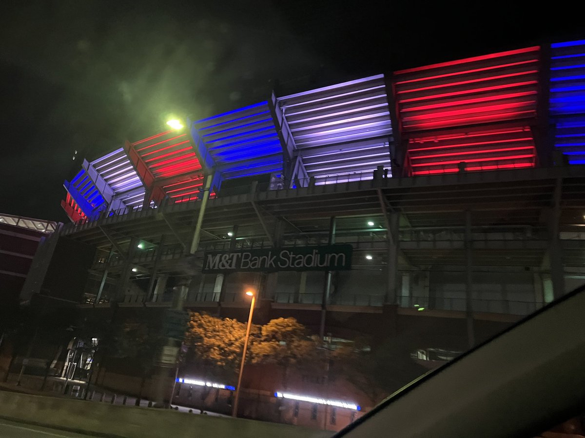 It looks like Ravens stadium is ready to welcome @BuffaloBills in week 4! #BillsMafia @KyleBrandt This is the perfect to time to try @OLDBAYSeasoning Chicken Wings and I’d like to help coordinate that tailgate contest to find the best in Baltimore 🦬 🦀 🍗 🏈