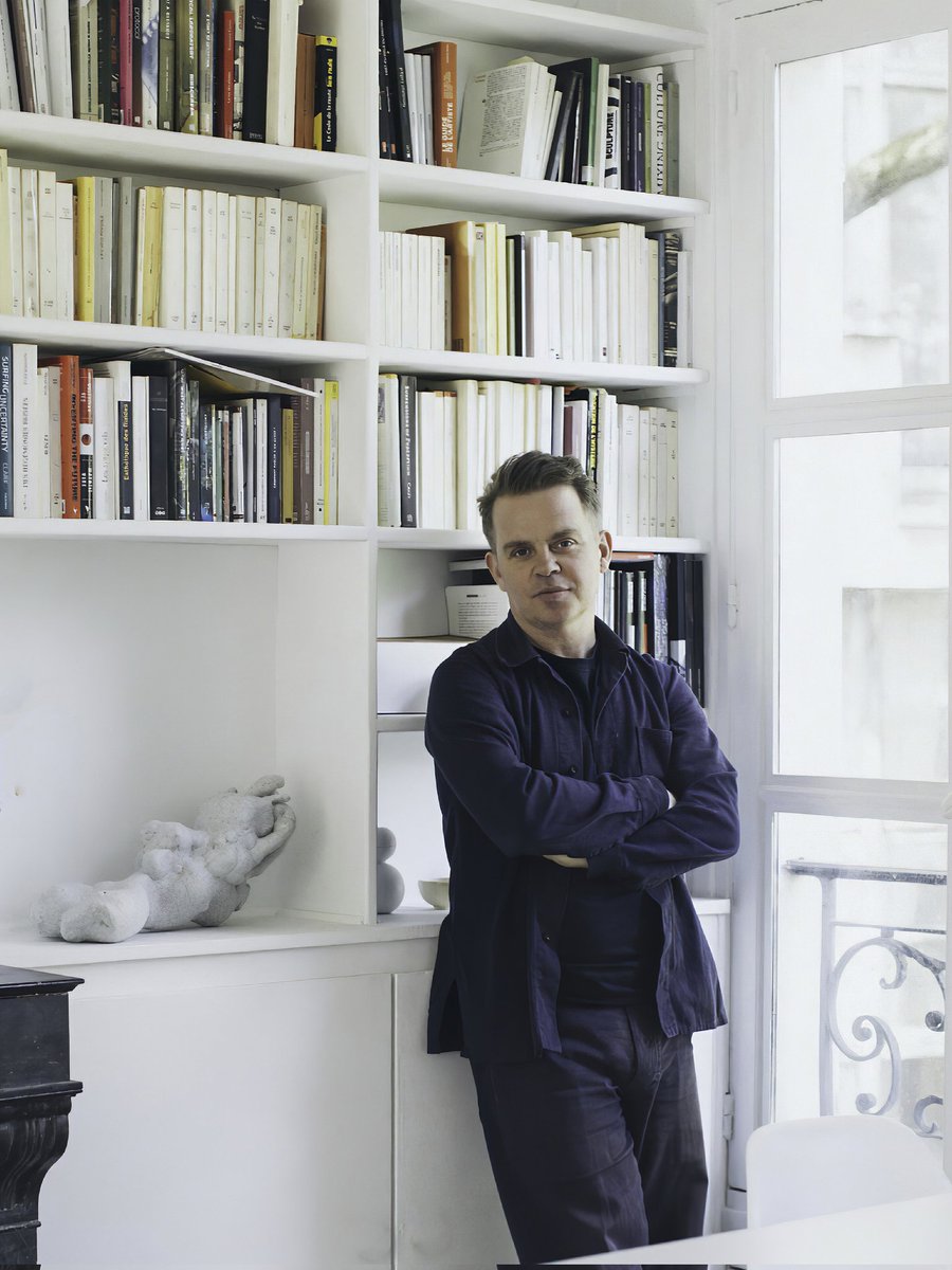 ce samedi 16 juillet, Grégory Chatonsky pose ses valises à Ostabat-Asme pour débuter la première partie d’« externe », son projet de résidence. 

pour plus d'infos: acces-s.org/agenda/externe

#Design #art #Numerique