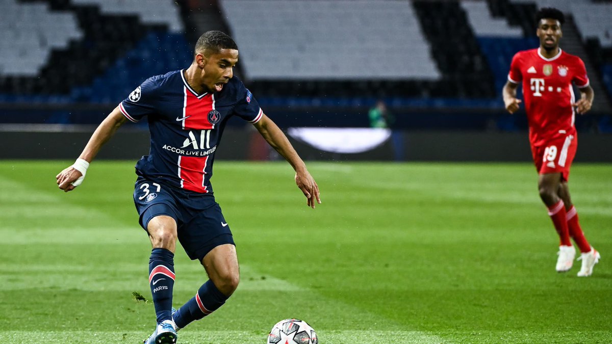 Media Parisien tweet media