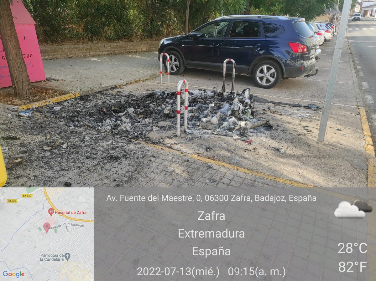 PromedioBadajoz's tweet photo. #ZAFRA 🔥¡Anoche quemaron 13 contenedores!🔥
Son ya 34 contenedores quemados desde el pasado 18 de junio en Zafra con un coste de 16.388,6 € 😞
▶ Se busca la cooperación ciudadana para dar con la persona o personas detrás de los actos delictivos. 
@AytoZafra @DipdeBadajoz https://t.co/9Q2lNx3EX9