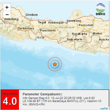 bmkgjogja's tweet photo. Info Gempa Mag:4.0, 13-Jul-22 20:26:03 WIB, Lok:8.83 LS,109.88 BT (115 km BaratDaya BANTUL-DIY), Kedlmn:10 Km ::BMKG-KRK https://t.co/NfGuEJlkfu