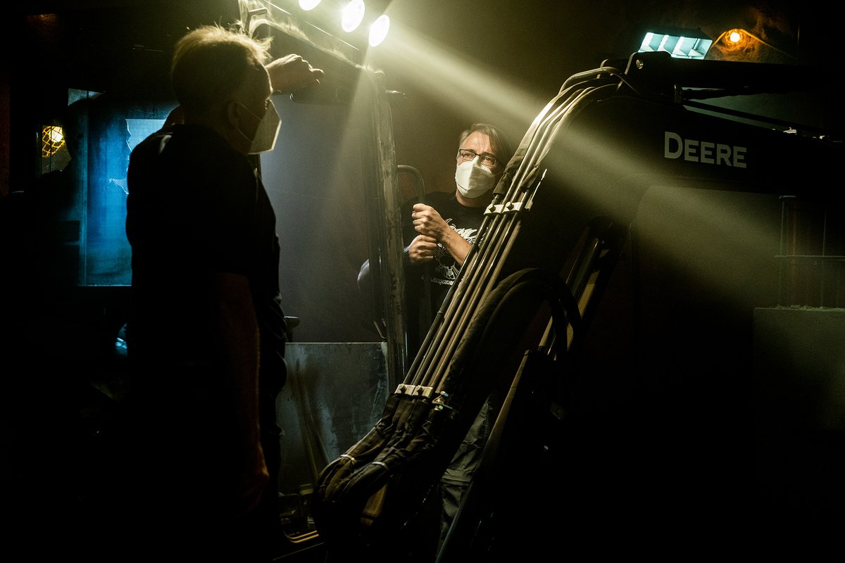 A round of applause for our incredible behind-the-camera crew. #BetterCallSaul