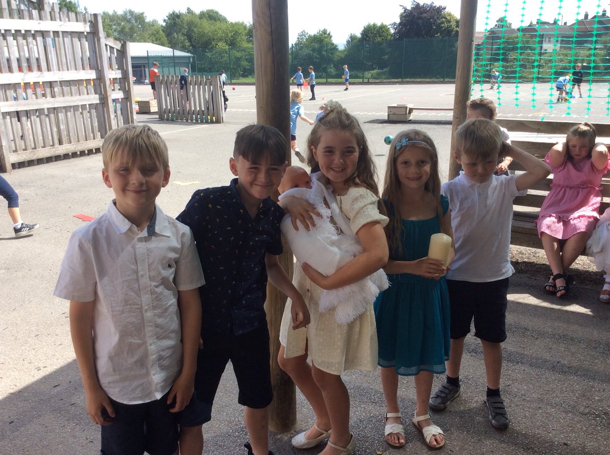 Ldaviesclass's tweet photo. This afternoon we had our very own baptism service. We have had a wonderful celebration day! https://t.co/UudjfSIIpx