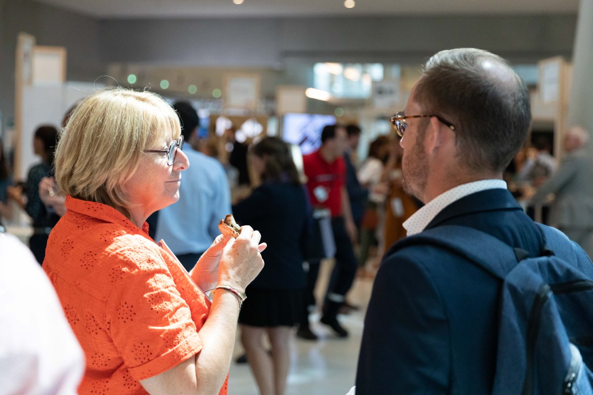 LeMoniteurEvent's tweet photo. 👉 Le replay #MID2022 est disponible ! Rendez-vous dès à présent ici : https://t.co/ZNsyd1QBb6 pour (re)vivre l'événement incontournable de l'écosystème de la construction et des territoires et les interventions exceptionnelles de la journée. https://t.co/yhmOed2soy