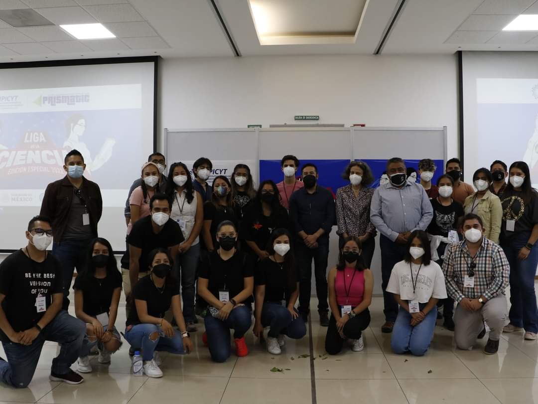 IPICYTciencia's tweet photo. El pasado fin de semana se concluyó La Liga de la Ciencia- Edición Especial 2022. 🚀🌐🧬🧫🔬

Esta interesante actividad es organizada por el Grupo de Divulgación Científica @PRISMATIC_MX, mismo que es conformado por estudiantes de maestría y doctorado del IPICYT. 🧑‍🔬👩‍🔬

#Ciencia https://t.co/kvTDXBGDMI