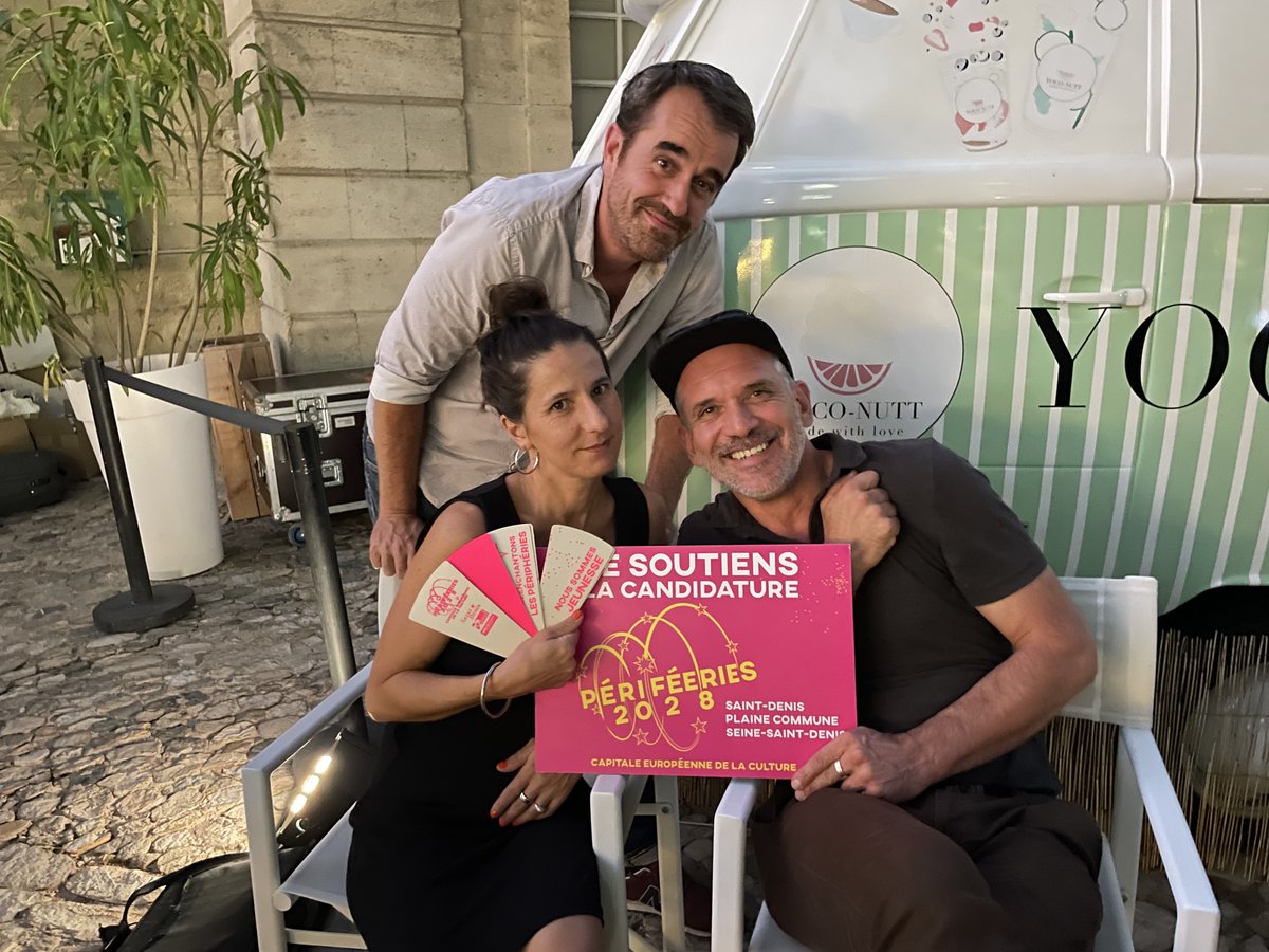 perifeeries2028's tweet photo. Retour en images 📸 sur la soirée #Perifeeries2028 organisée par le département de @seinesaintdenis à la #CollectionLambert à l'occasion du @FestivalAvignon. Merci à toutes et à tous pour votre présence et votre soutien précieux à notre candidature ! ✨
Photos ©Timothée Jolivet https://t.co/BeR62iVrHE