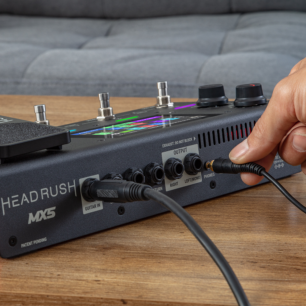 HeadRush MX5 has the perfect I/O for a compact modeler. Headphones✔️ Stereo Ouput ✔️ Stereo FX Loop✔️ Midi In/Out✔️ External Expression Pedal Control✔️ Aux Input✔️ #headrush #headrushfx #headrushmx5 #compact