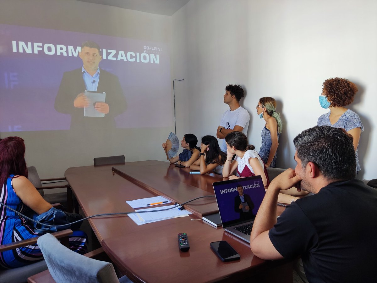 #Asalto universitario en Dofleini‼️
#Hoy estamos recibiendo a un grupo de estudiantes del <a href="/ISDI_edu/">ISDI</a>, <a href="/universidad_uci/">Universidad de las Ciencias Informáticas</a> y <a href="/fcomUH/">Fac. Comunicación UH</a>, interesados en conocer un poco sobre la historia y el trabajo que desarrollamos diariamente. 😁Andamos muy  felices y agradecidos con esta visita!