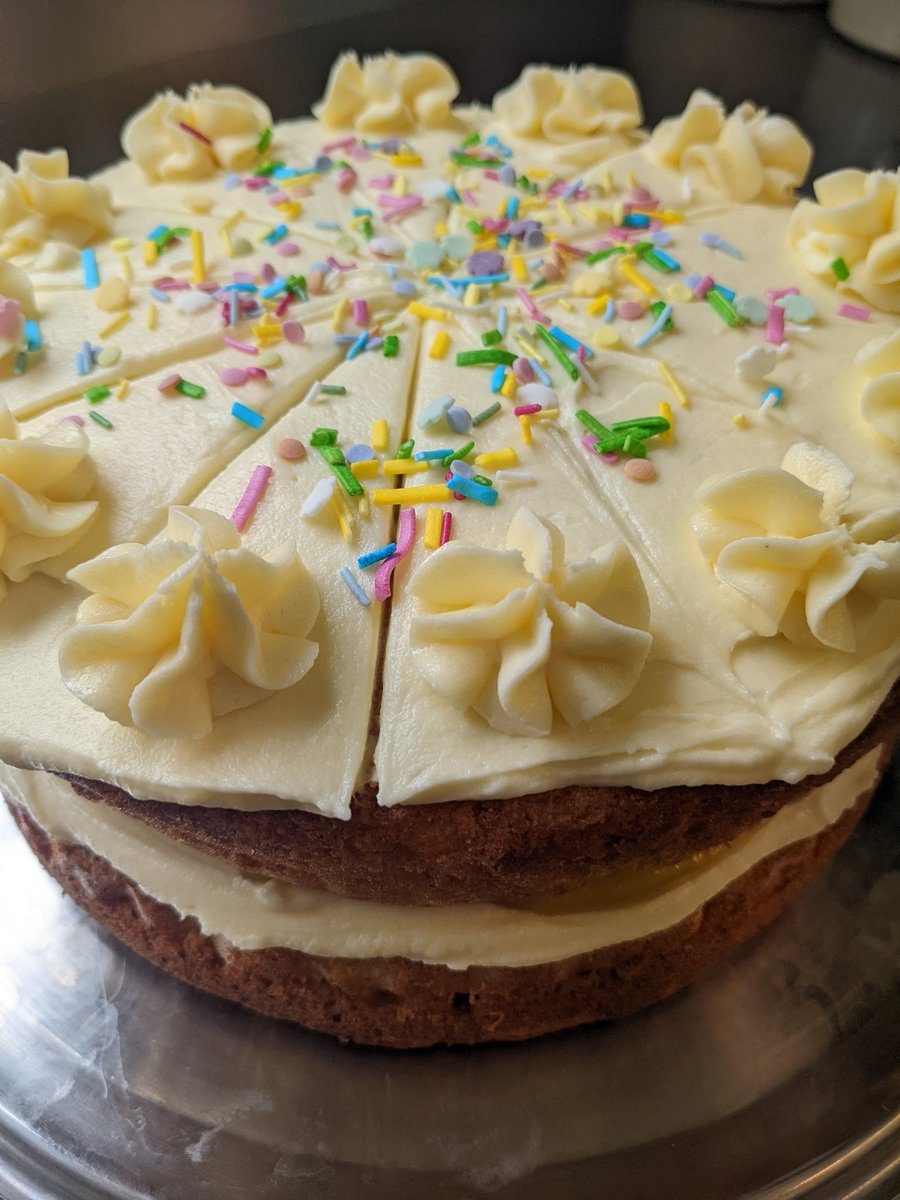 A slice of sponge with a tea or coffee for a fiver during <a href="/FiverFestSherbs/">Fiver Fest Sherborne</a>!