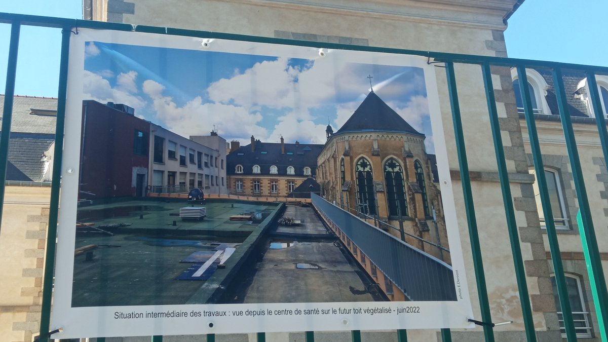 HelierPole's tweet photo. [Point travaux🏗️] Les travaux de la nouvelle extension avancent et s’exposent sur les grilles du Pôle Saint-Hélier.
#extension  #projetarchitectural https://t.co/nkokuJrtU0