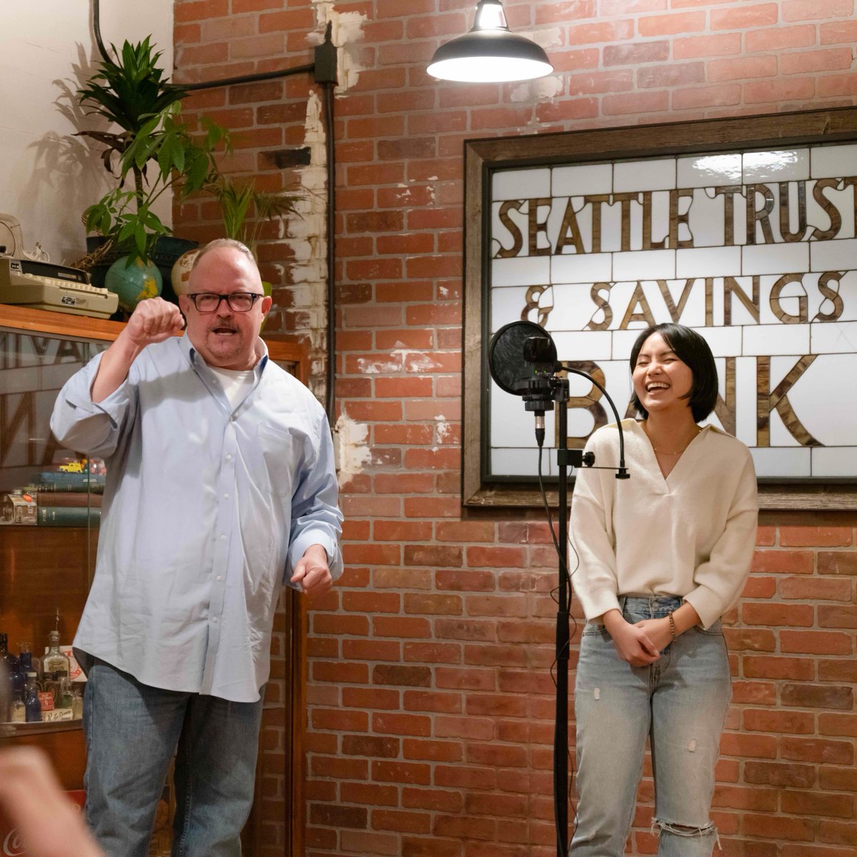 storycollider's tweet photo. Join @Kent_Stories + @EmiOkikawa for a night of true, personal stories about science and healing at @SeattleJewelBox!
Storytellers:
🚑MB Velasquez
🚑@drsam
🚑Audra Sisak
🚑@StoryFruition
🚑Connie Henderson
🎟️ https://t.co/cg7yaxzw5s https://t.co/6hssyR8iO2