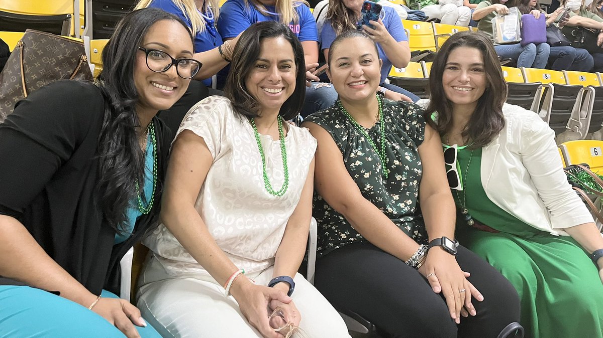 Rockway Elementary School Synergy team in action! @SuptDotres @Synergy_MDCPS @MDCPSCentral @MjLewis13 #stopcollaborateandlisten  #Synergy #miamischools