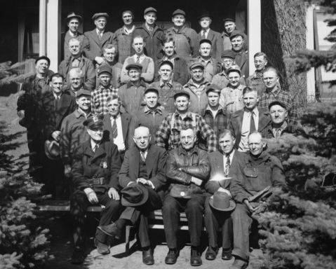 The story of iron, in Minnesota, began over one and one-half billion years ago when a vast, shallow sea covered the northern part of the state we know today. Read the full story at: minnesotairon.org/education/hist…