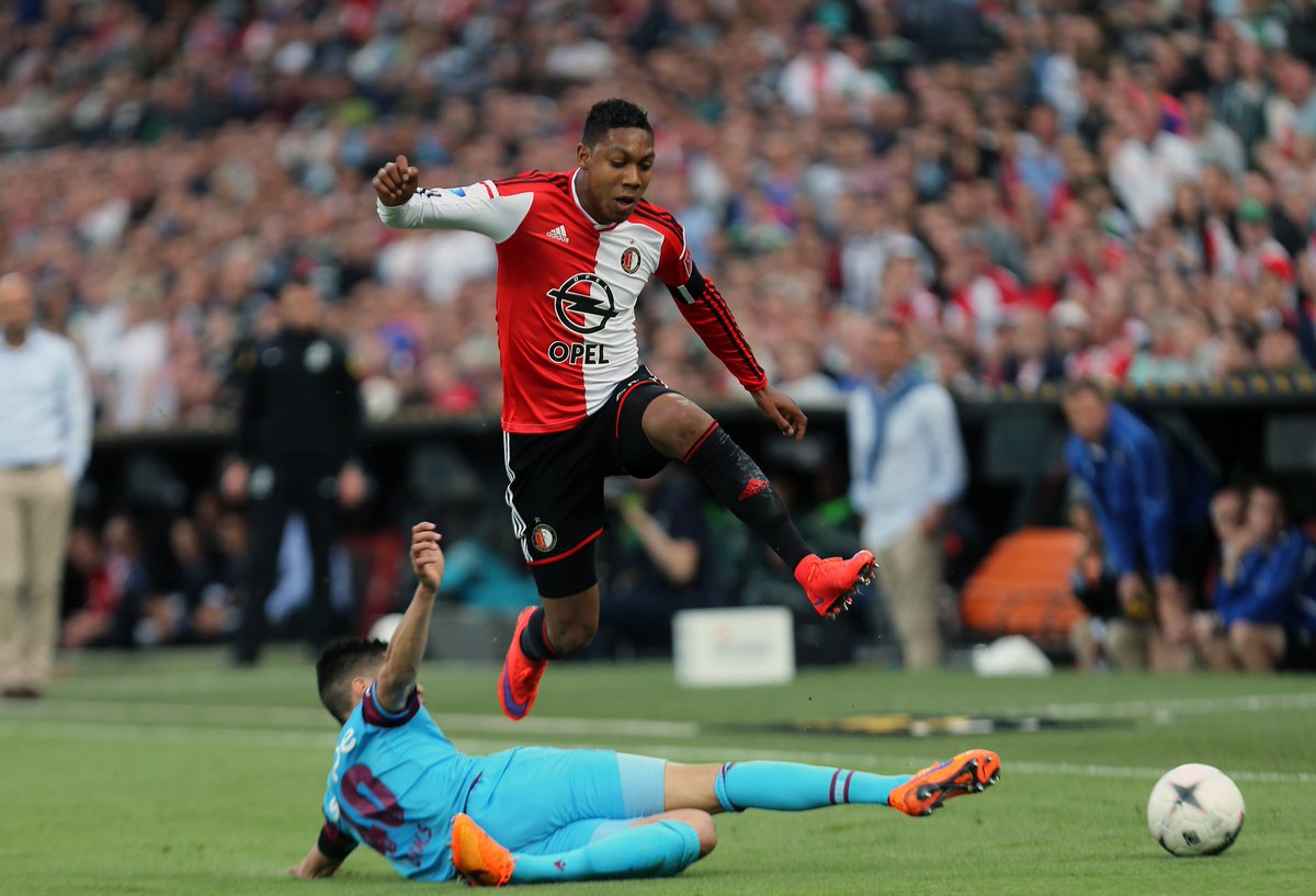 fcrotterdam's tweet photo. Ik zie wisselende reacties op meetrainen Boëtius. Is gewoon dikke prima. Ik vind het goed dat Feyenoord positief reageert op verzoek oud-jeugdspeler, als dat win-win is. Mocht Slot er na intensief bekijken wel brood in zien; ook helemaal goed. Zo niet, ook geen probleem. #primazo https://t.co/ZctBXLASn2