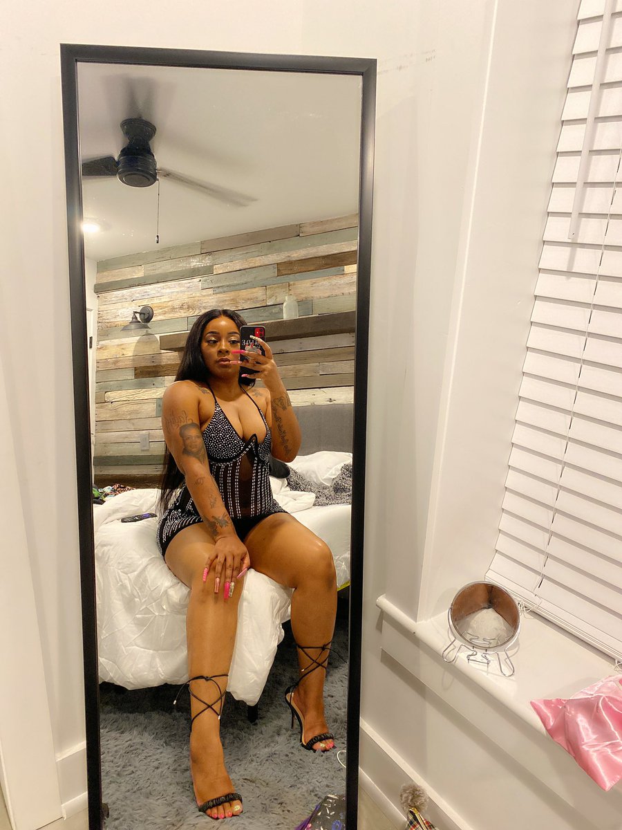 ThaQueenCarter's tweet photo. Lastnight I turned 30 💋 #HappyBirthday #Dirty30 #HBD #Happybirthdaytome https://t.co/djxhJcO3Du