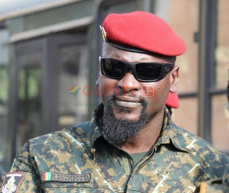 La junte au pouvoir à Conakry à décidé le 10 juillet 2022 de suspendre les travaux de rédaction d'une nouvelle Constitution pour la Guinée.

Dans le communiqué publié qui en fait l'annonce, les militaires disent vouloir attendre les résultats des

guineeplus.net/guinee-actuali…