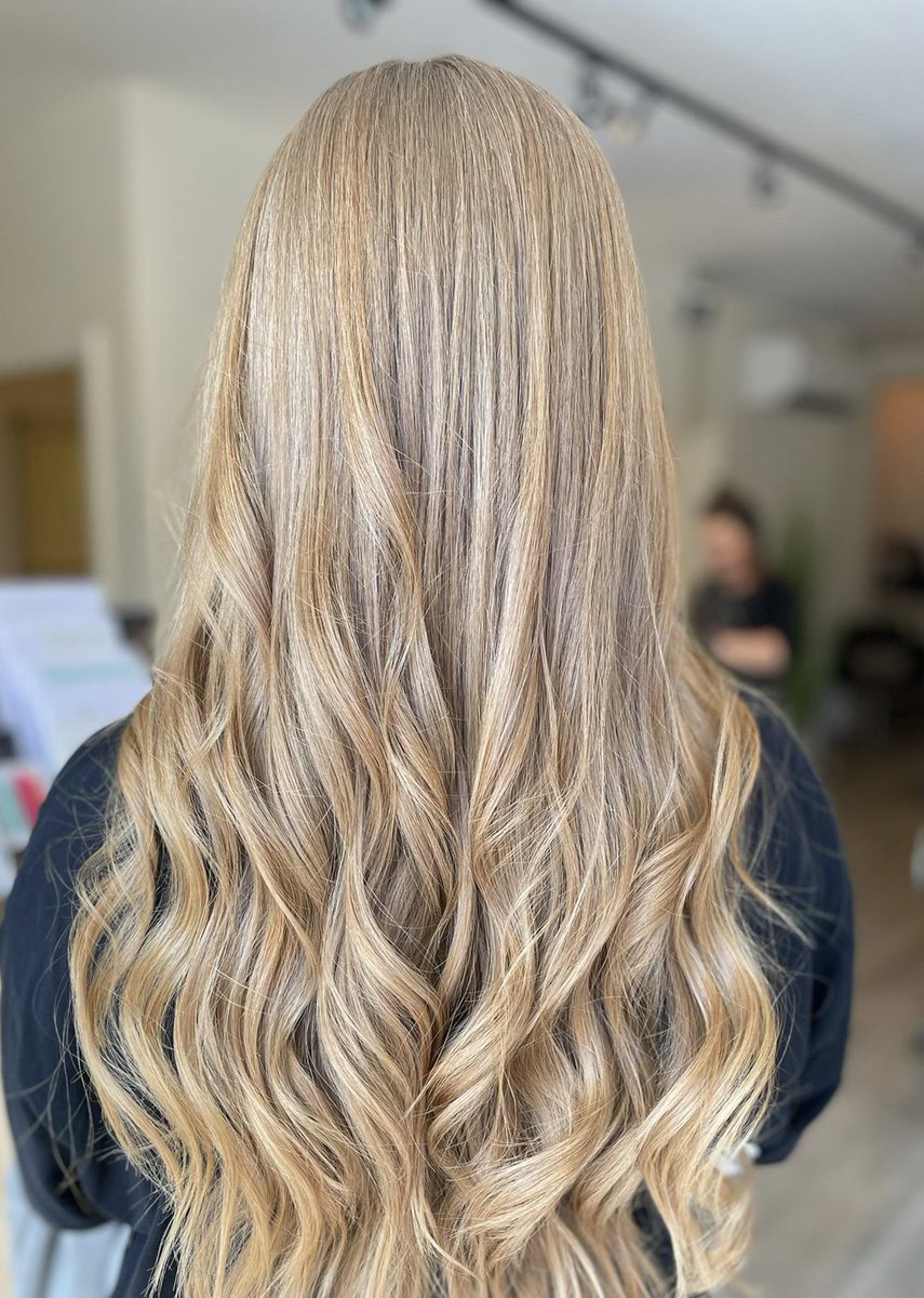 DavidThomasHair's tweet photo. Gorgeous summer waves https://t.co/9pFpDkmyNE