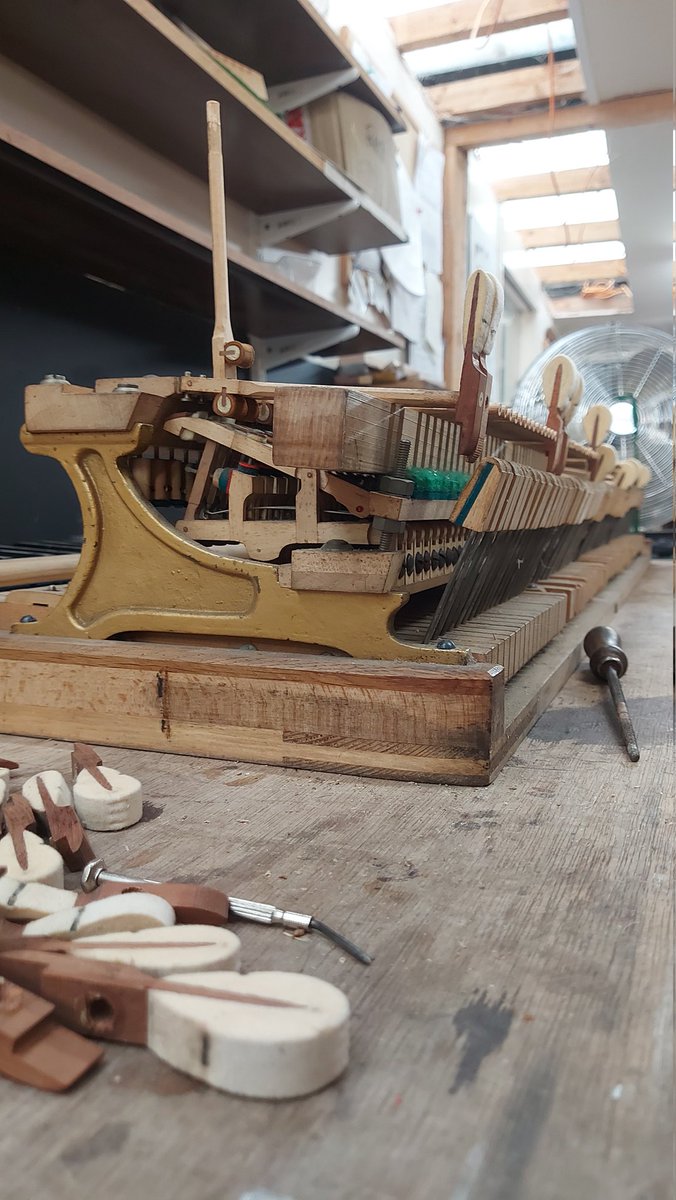 Cleaning up the hammer shanks in preparation for new hammer heads 

#outwiththeold #inwiththenew #replace #restore #renew #thepianoworkshop #passionforperfection #northyorkshire
thepianoworkshop.co.uk