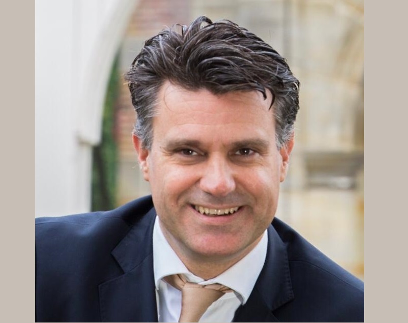 vastgoednieuws's tweet photo. Fiscale wetswijzigingen voor vastgoedbeleggers &amp; -ondernemers: wat zijn de gevolgen?: Recentelijk heeft het kabinet haar visie bekendgemaakt hoe zij wil overgaan naar een heffingssysteem in de inkomstenbelasting waarbij het werkelijk rendement op… https://t.co/sPxMQwDc0S https://t.co/74ATVac9yN