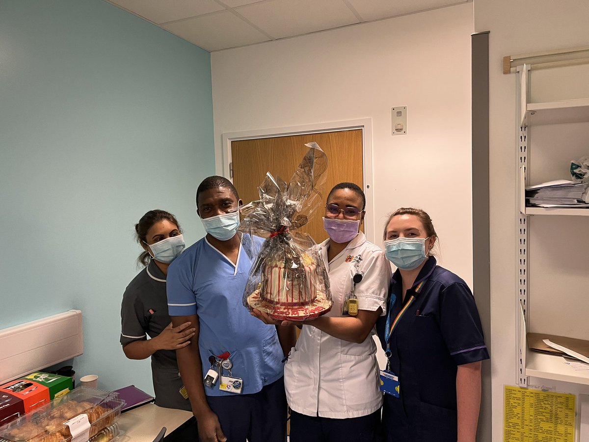 My lovely student Janet has just completed her final placement and is due to return to us as a fully fledged staff nurse! Couldn’t be prouder and we are so looking forward to having you 🥳🚨thank you for bringing all the yummy treats!!! ❤️
