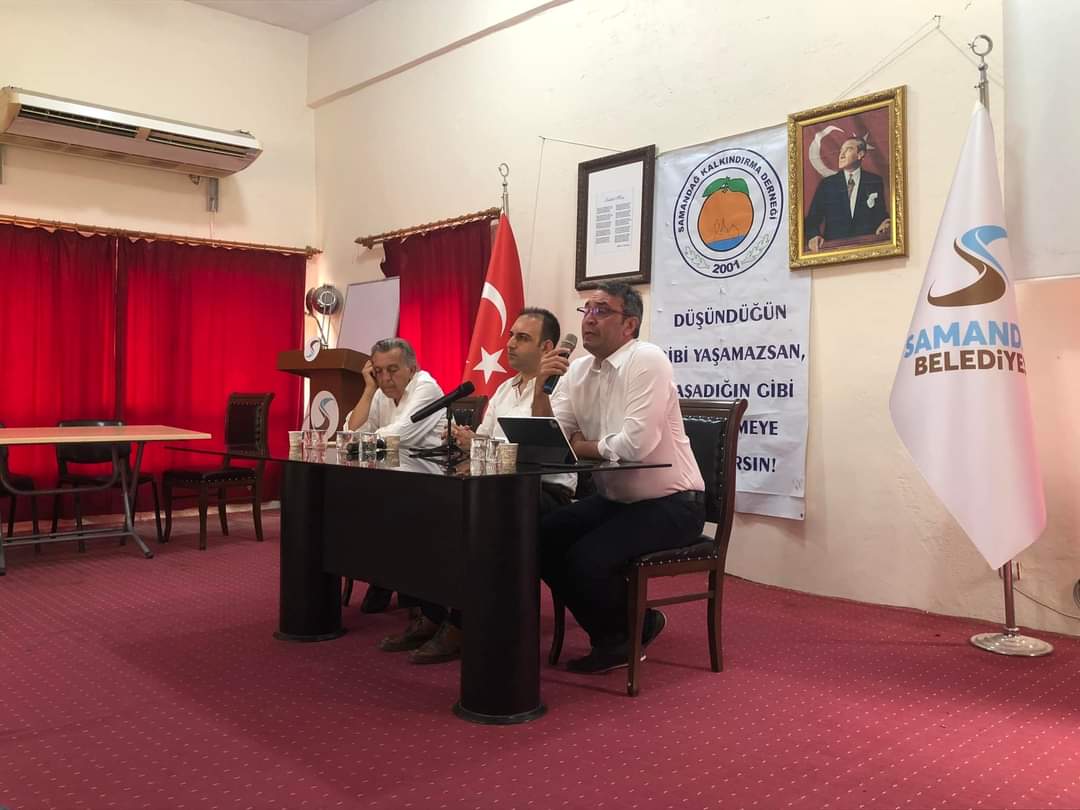 DernegiSamandag's tweet photo. 22. Geleneksel Evvel Temmuz Festivali'nin gündüz programı kapsamında düzenlendiğimiz “Tarihsel Kentlerin Gelecek Açmazları” başlıklı panel Av. Halil İbrahim Özgün'ün moderatörlüğünde Mahir Polat ve Bekir Ağrıdır'ın katılımıyla başladı.
#EvvelTemmuz
#EvvelTemmuzZamanı https://t.co/QbdwFx54mc