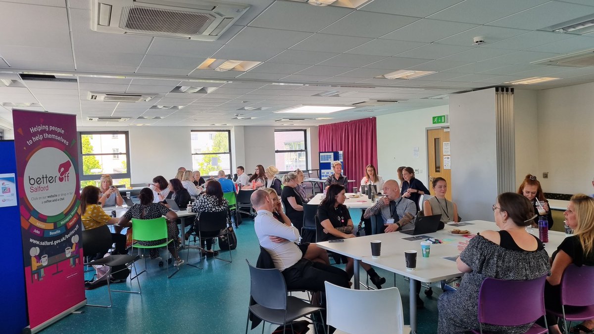 SalDavis19's tweet photo. Great day! @SalfordCouncil sharing, collaborating and learning! #innovate #digitalsalford #collaborationforsuccess #servicereform @KarenSnape77 @ClaireFewings96 @MarkNev2 @Steven_fry1 https://t.co/lj7Z2PmKbm