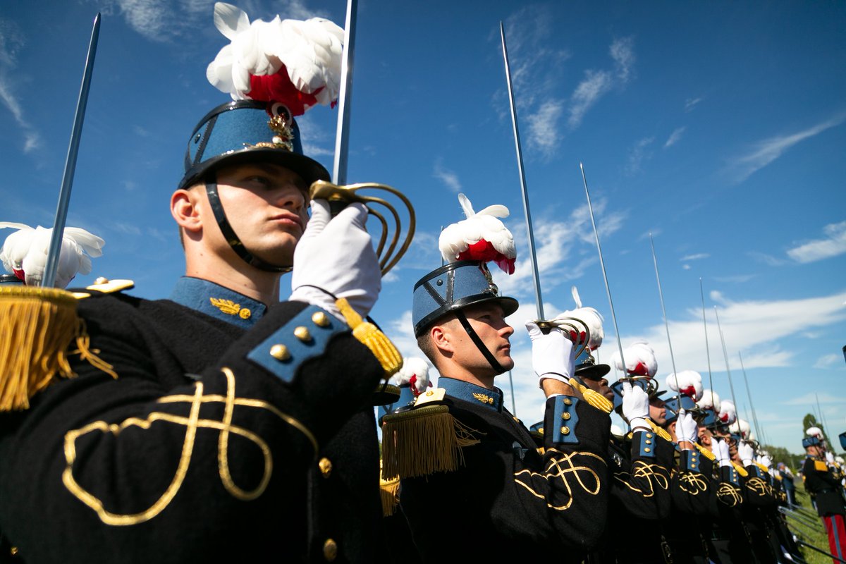 Académie militaire de Saint-Cyr Coëtquidan tweet media