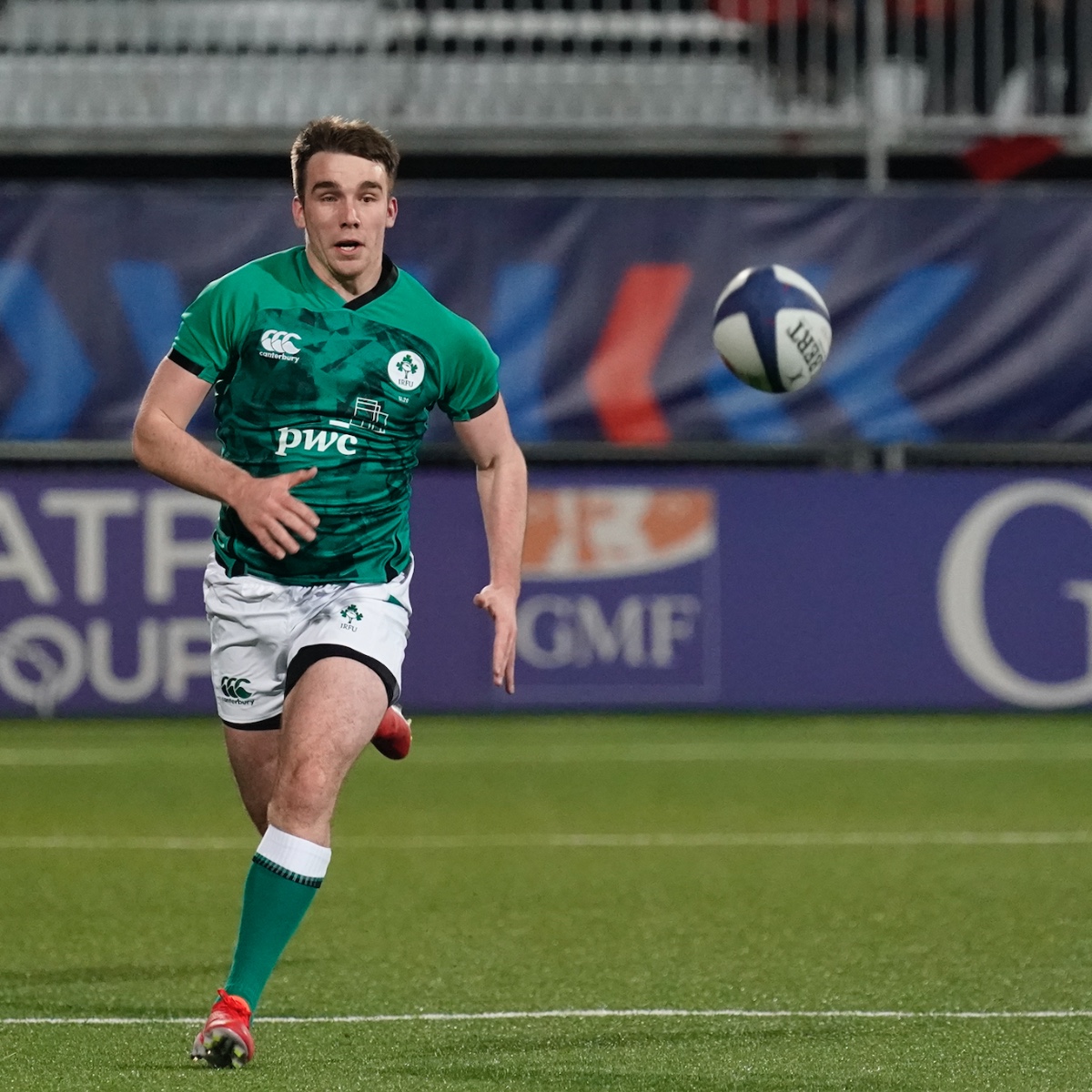 connachtrugby's tweet photo. “𝐖𝐡𝐞𝐧 𝐭𝐡𝐞 𝐜𝐚𝐥𝐥 𝐜𝐚𝐦𝐞 𝐟𝐫𝐨𝐦 𝐄𝐫𝐢𝐜 𝐚𝐛𝐨𝐮𝐭 𝐣𝐨𝐢𝐧𝐢𝐧𝐠 𝐈 𝐰𝐚𝐬 𝐝𝐞𝐥𝐢𝐠𝐡𝐭𝐞𝐝 𝐛𝐞𝐜𝐚𝐮𝐬𝐞 𝐢𝐭 𝐢𝐬 𝐦𝐲 𝐡𝐨𝐦𝐞 𝐚𝐬 𝐈 𝐚𝐦 𝐟𝐫𝐨𝐦 𝐂𝐨𝐧𝐧𝐚𝐜𝐡𝐭”

Get to know new academy recruit Shane Mallon 🟢🦅

#ConnachtRugby

https://t.co/wbE7enVMHn https://t.co/OUumf9Q8pN