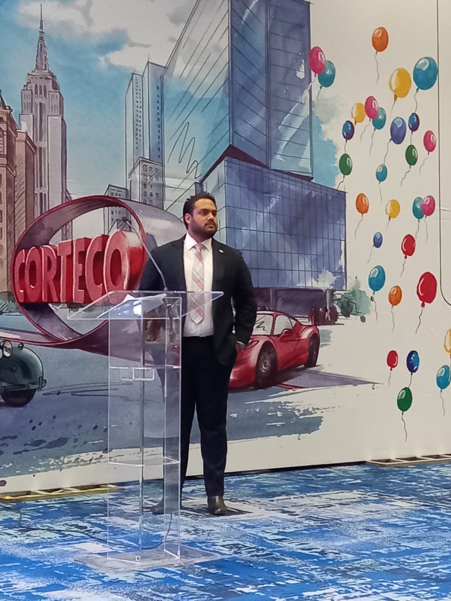 revistaalianza's tweet photo. #Corteco celebra 25 años de éxito en México con productos para el sellado, control de vibración y filtros de cabina para el mercado de repuesto, comentó Taher Hussain, director comercial de la marca. @PAACEAMMexico @inaoficialmx https://t.co/QzajQoalnt