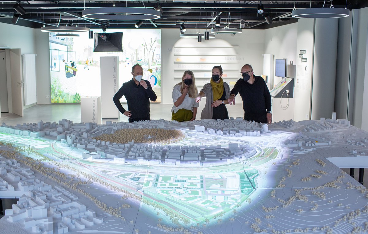 #Stuttgart Rosenstein wird gemischte und produktive Quartiere bieten, radikale Durchgrünung, neue Wohn- und Arbeitsformen und zukunftsfähige #Mobilität. Wir lassen uns das Konzept vorstellen. Teilnahme kostenlos:

linkedin.com/events/6948649…

#Stuttgart21 #Nachhaltigkeit #LastMile