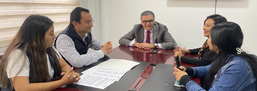 InstitutoItsae's tweet photo. EPCO TSÁCHILA E ITSAE FIRMAN CONVENIO PARA PRÁCTICAS PREPROFESIONALES DE ESTUDIANTES 🙌
Noticia completa en el siguiente enlace:
https://t.co/PhQUUy2kwP https://t.co/sMpMfwOKMH