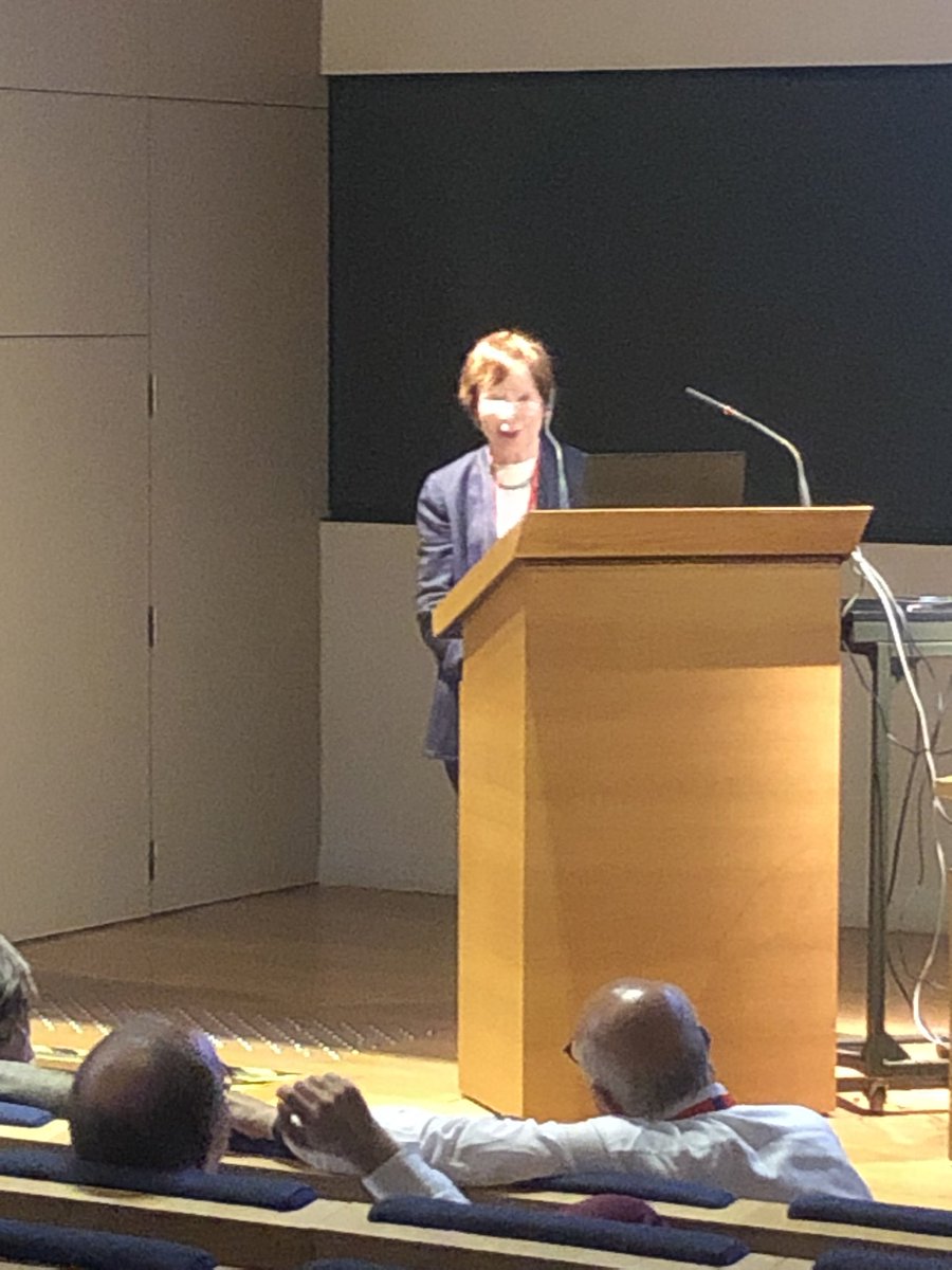 Our #MIT France symposium on #AI nears its conclusion. Thank you to all the speakers for inspiring interventions on AI and #Health, #Climate, #Privacy, international cooperation &amp; #GPAI

Exciting to see MIT professors and their 🇫🇷 counterparts at the forefront of global research!