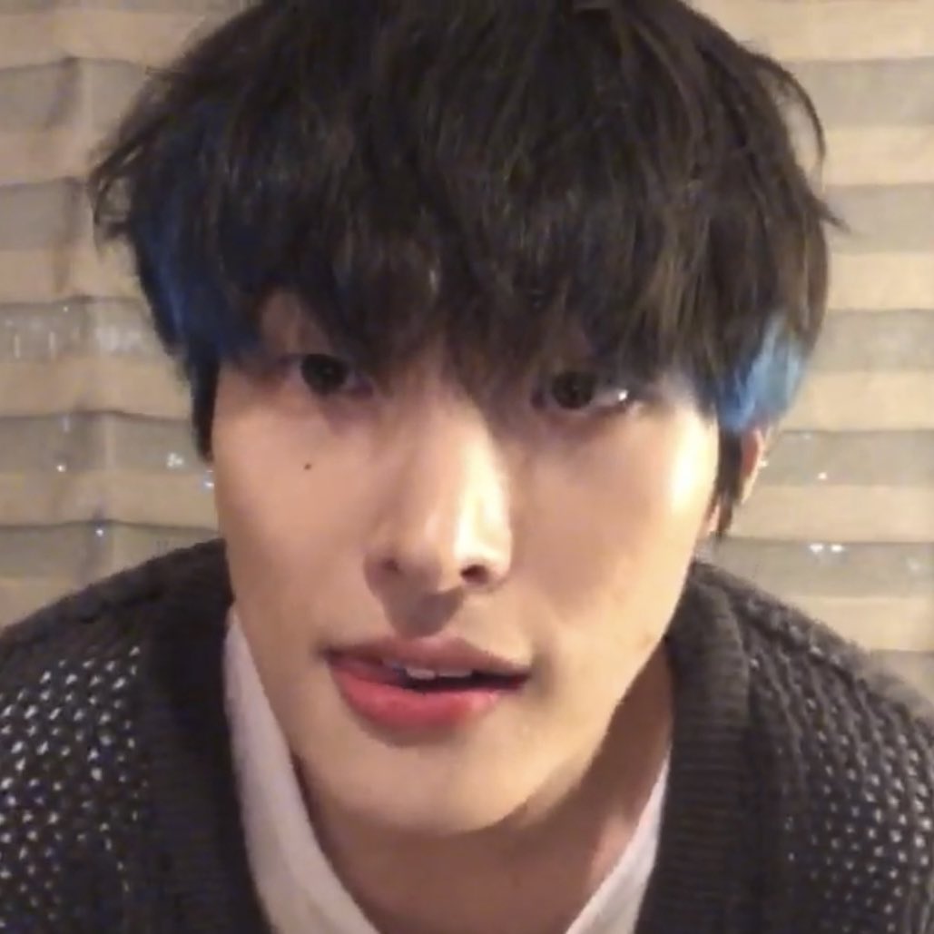 minkithink's tweet photo. mingi is so attractive https://t.co/XwT10T2R1t