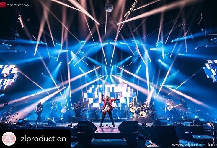 Robelighting's tweet photo. Taking our #WayCoolWednesday to the @o2arenapraha in the Czech Republic for Michal David with the team at @ZLproduction & a powerful #lightingdesign using @Robelighting #MegaPointe, #Spiider, #BMFL & #CycBar luminaires, along with #RoboSpot followspot systems. (📸 Petr Klapper) https://t.co/zIqCvuAmkt