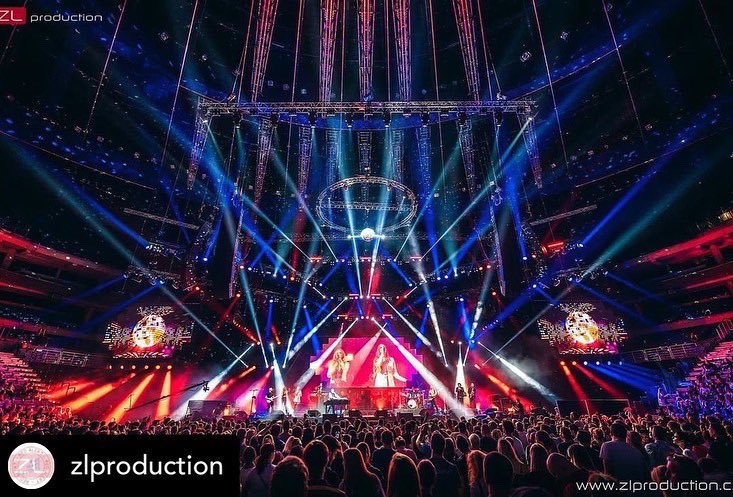 Robelighting's tweet photo. Taking our #WayCoolWednesday to the @o2arenapraha in the Czech Republic for Michal David with the team at @ZLproduction & a powerful #lightingdesign using @Robelighting #MegaPointe, #Spiider, #BMFL & #CycBar luminaires, along with #RoboSpot followspot systems. (📸 Petr Klapper) https://t.co/zIqCvuAmkt