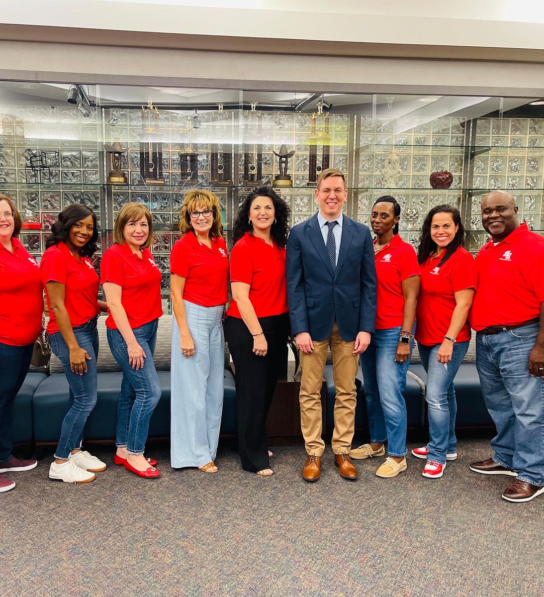 Robin Fredenburg McCann tweet media