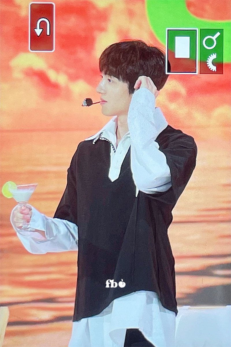 flushblush_'s tweet photo. 220713 @SF9official #SF9  #찬희 #CHANI https://t.co/21ZBc2C1Nh