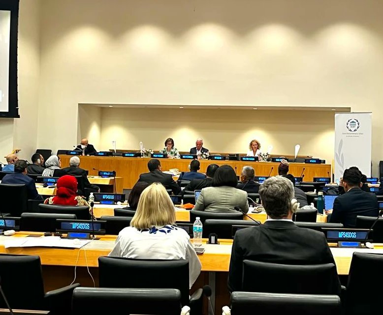 Parlatino_org's tweet image. Presidenta del @parlatino_org @silviagiacoppoucr y secretario general @_rodriguezjuan_ Juan participan en la sede de las @ONU_es del Foro Político de Alto Nivel sobre Desarrollo Sostenible coorganizado por el Consejo Económico y Social de Naciones Unidas y @IPUparliament