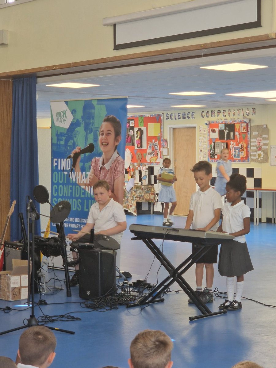 MrsHowa85779328's tweet photo. Fantastic music afternoon with Rock Steady! Well done all ! @QHAThurrock @MissConroy5 https://t.co/1AOfGj1iOS