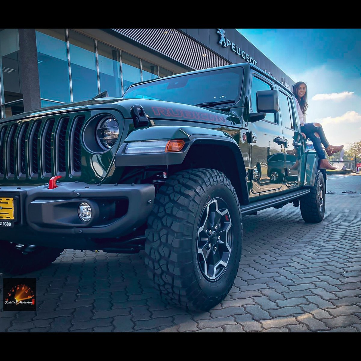 Foxy_Charmz's tweet image. Got to test drive the new #Jeep #Gladiator #Rubicon 🚙