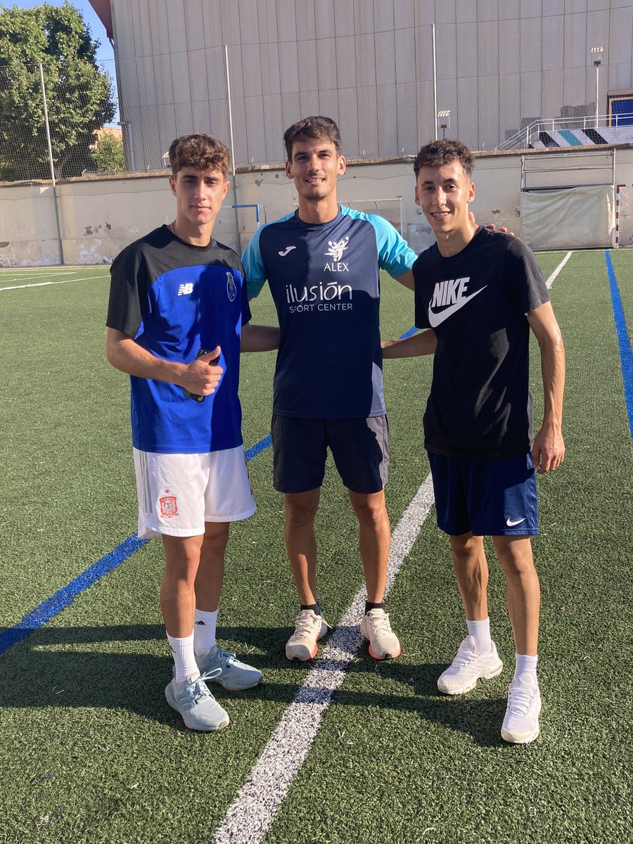 ⚽️⚽️⚽️💪💪💪
<a href="/pablolopezgome7/">_ppabblo</a> 
<a href="/SportIlusion/">Ilusión Sport.</a> 
<a href="/ilusionsportct/">Ilusion sport Center</a>