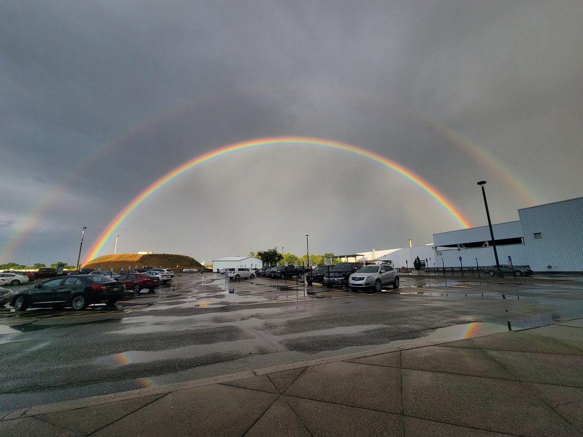 RT @nnh33: After last night's storm #Weather #Minnesota #rainbow #doublerainbow
@weatherchannel @kare11wx https://t.co/pgKAxjeIWc